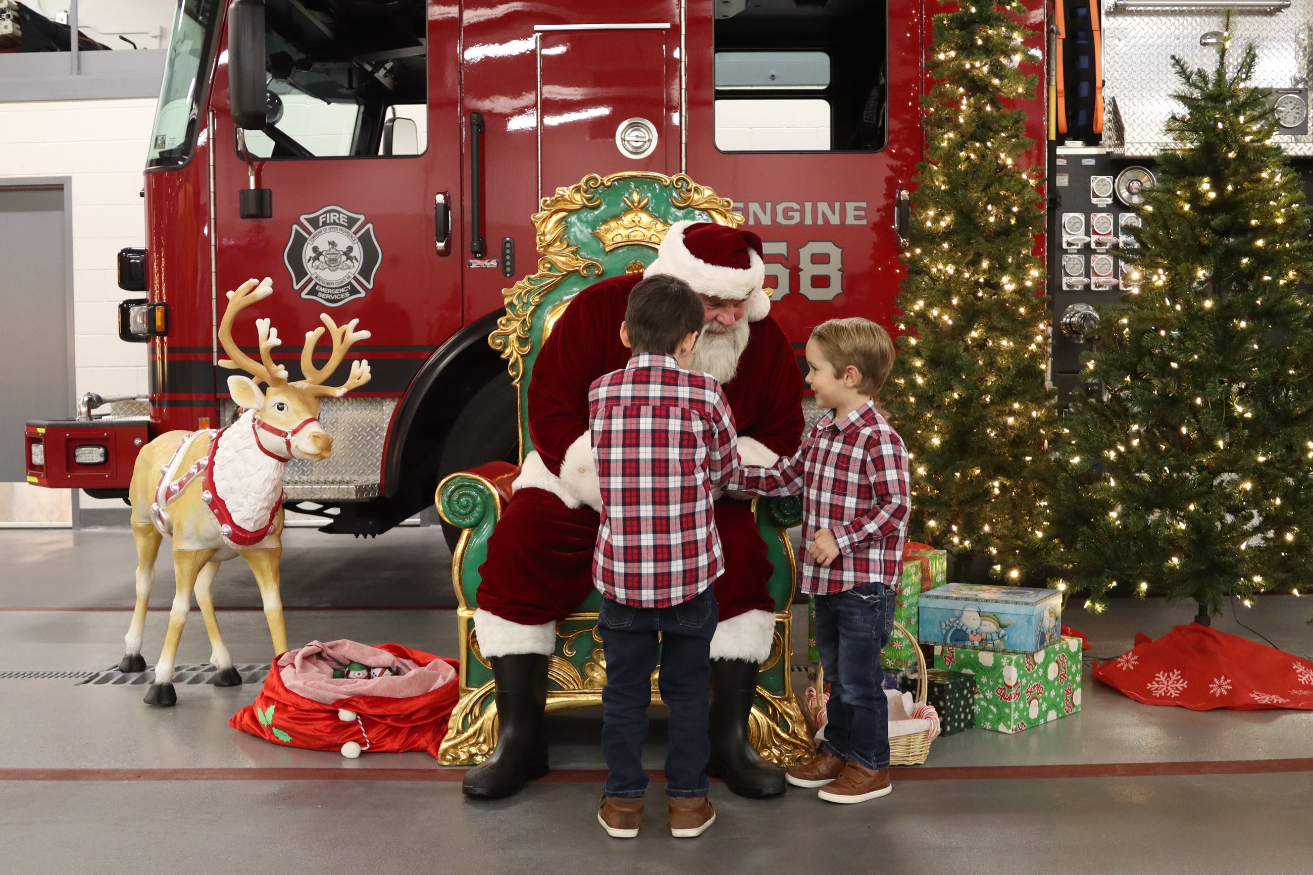 Pictures with Santa 15