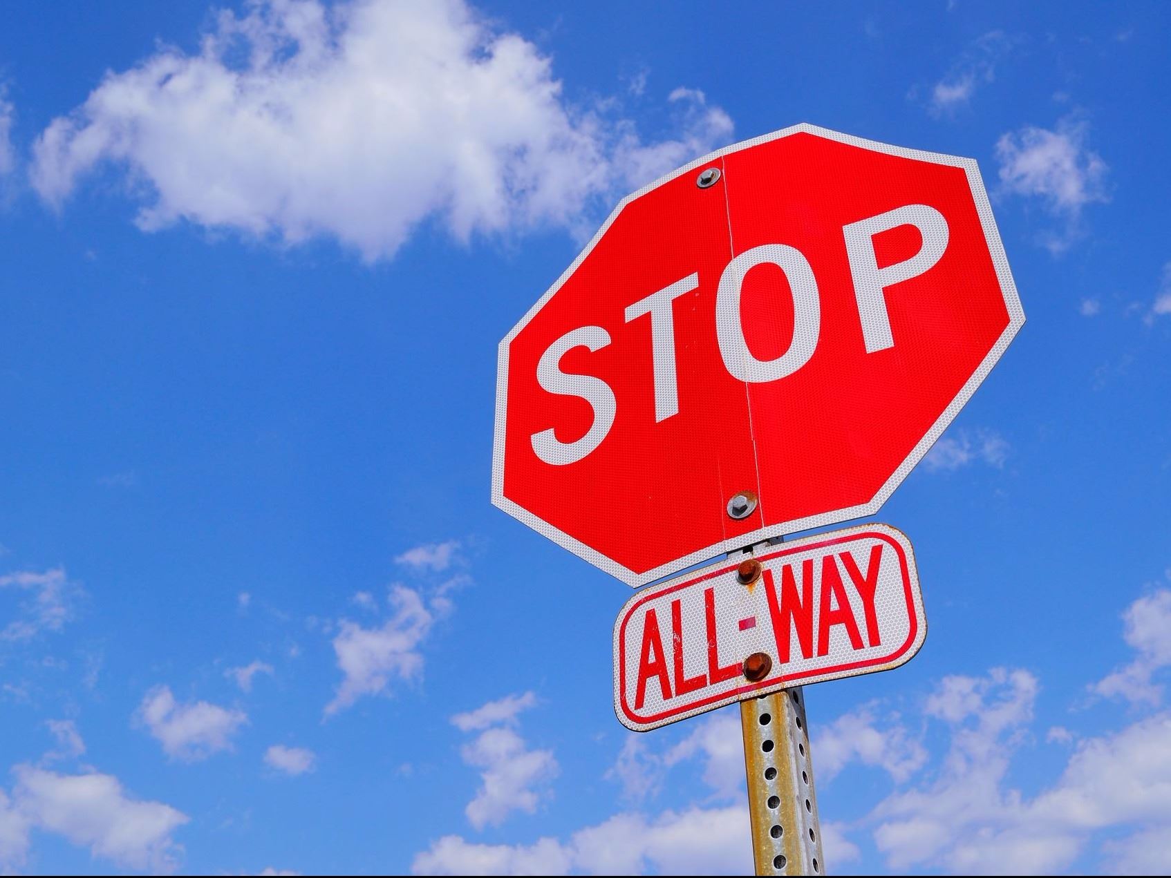 stop-sign-1174658_1920